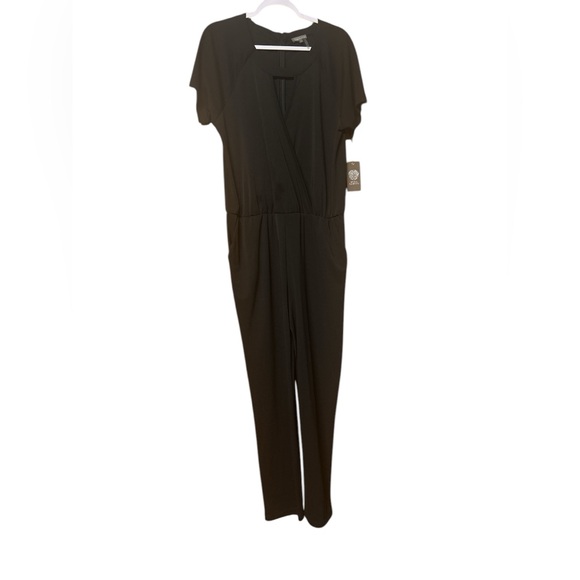 NWT Women’s Vince Camuto Black Jumpsuit with Relaxed Fit and Short Sleeves - Picture 1 of 6